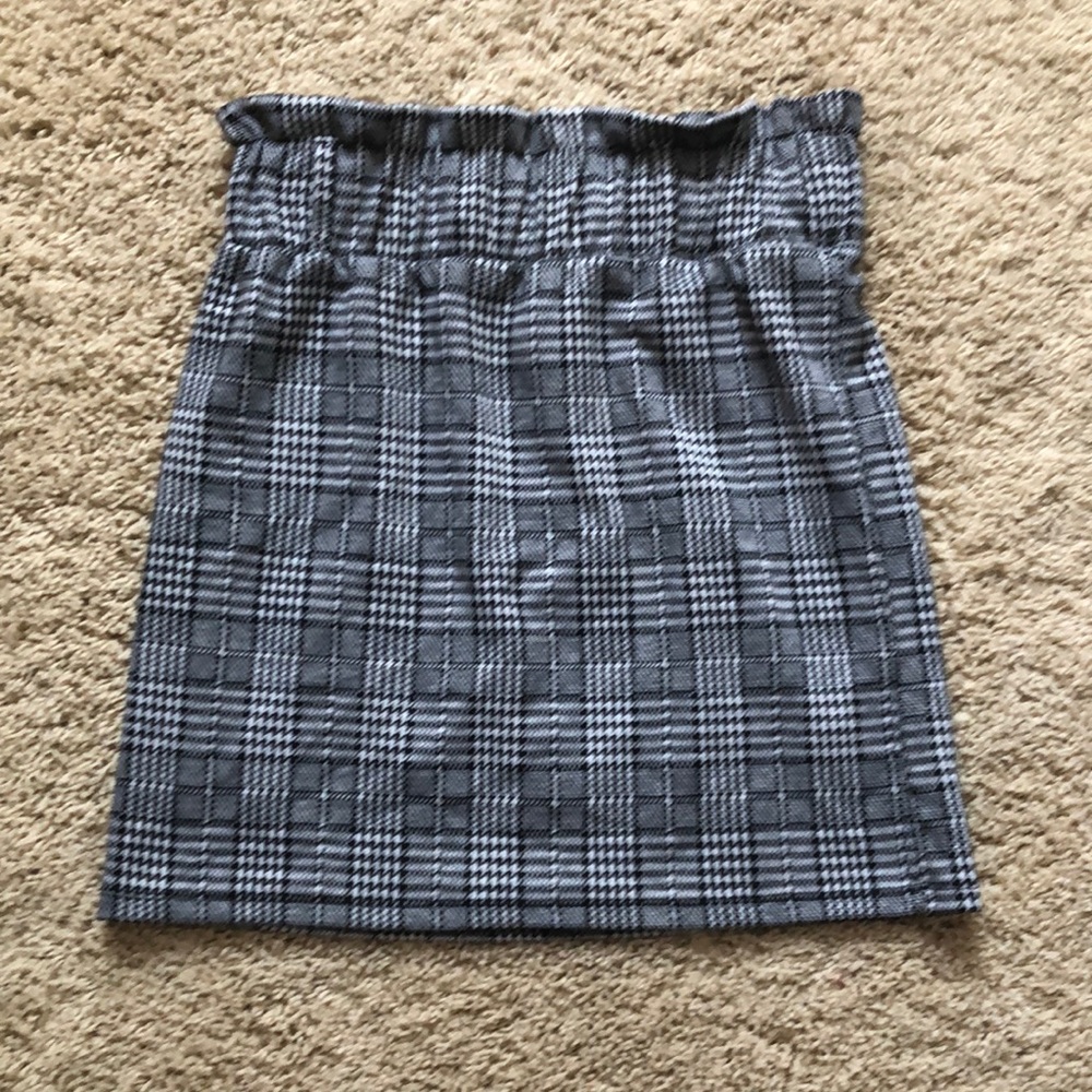 mini skirt